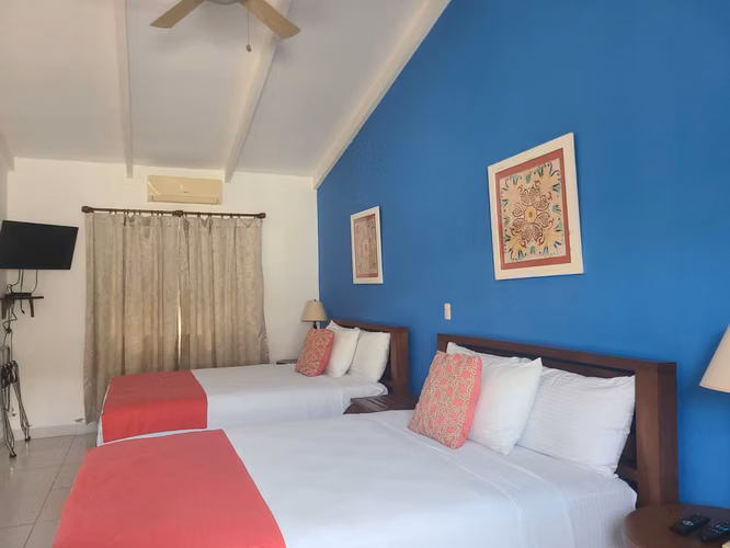 MIRADOR DE SANTO DOMINGO - SE VENDE PROPIEDAD ESQUINERA