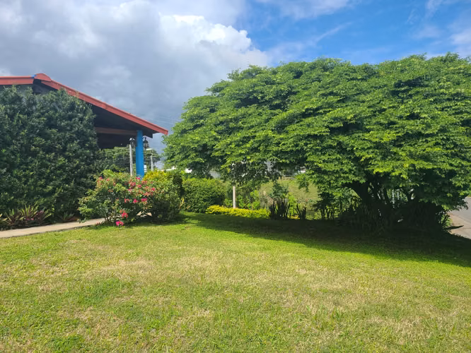 MIRADOR DE SANTO DOMINGO - SE VENDE PROPIEDAD ESQUINERA