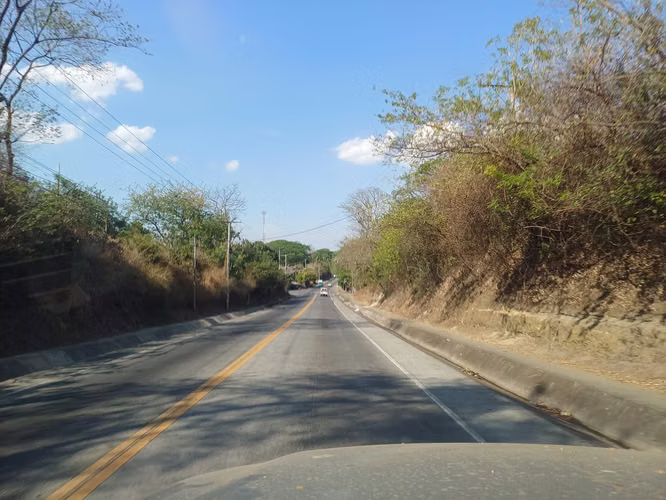 En venta precioso terreno en carretera vieja a Leon - Imagen 7