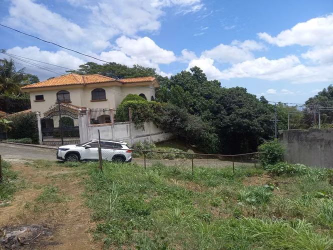 Terreno Residencial en Villa Fontana Sur - Imagen 4