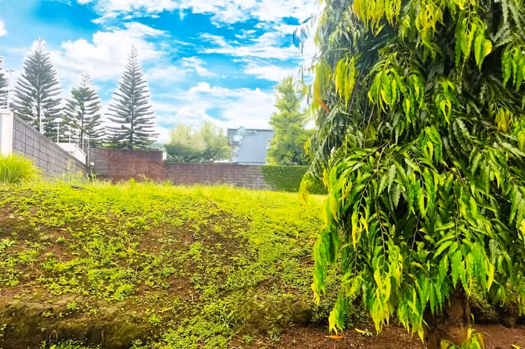 Exclusivo Lote en Condominio de Santo Domingo - Imagen 3
