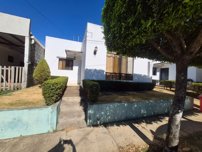 Se vende casa en residencial en veracruz FP