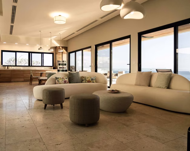Casa Blanca - Oceanfront Luxury Retreat in Exclusive Punta Diamante, Playa Remanso