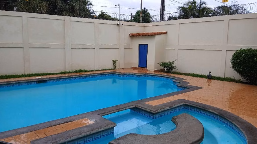 Vendo Casa en Carretera a Masaya VZ