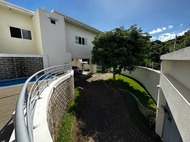 Casa en Condominio Privado – Santo Domingo - Imagen 9