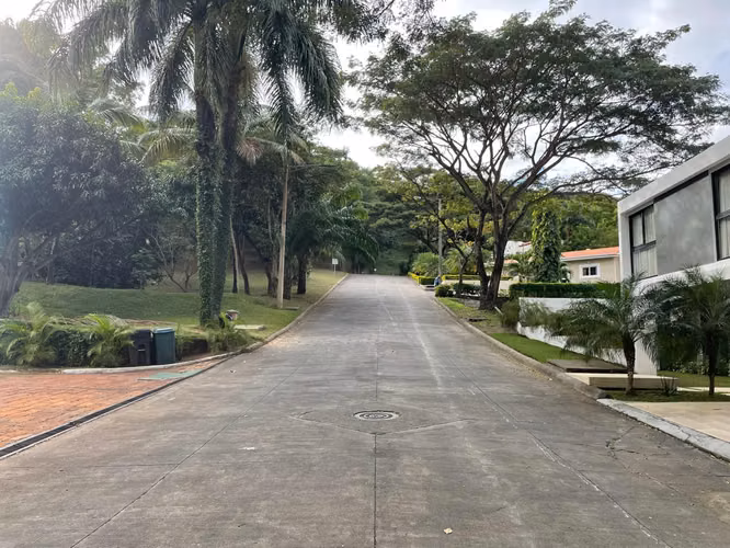 Lotes en venta en Residencial Montecarlo, Villa Fontana Sur – ID 13998 - Imagen 9