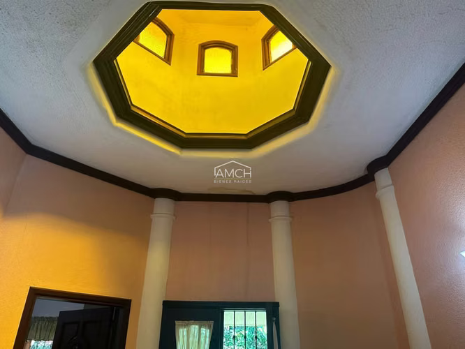 AM - SE VENDE CASA DE UN PISO EN LOMAS DE VERACRUZ