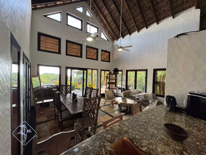 Casa Serena-Playa Hermosa