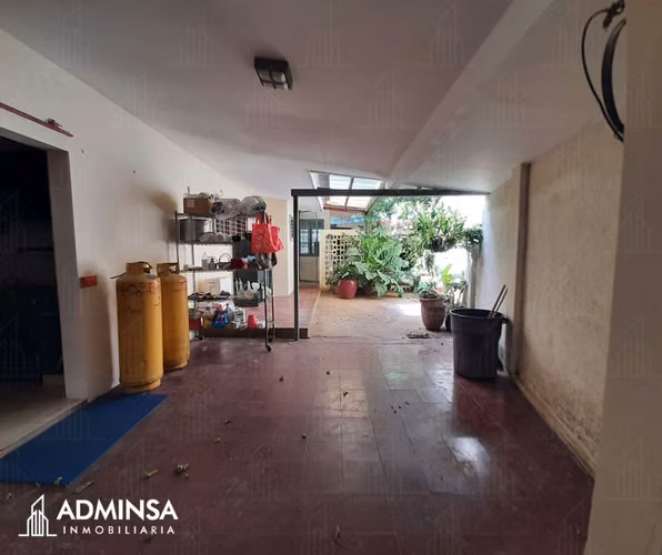Vivienda con Estilo Mediterráneo en Venta – Reparto Bolonia, Managua