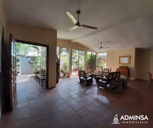 Vivienda con Estilo Mediterráneo en Venta – Reparto Bolonia, Managua
