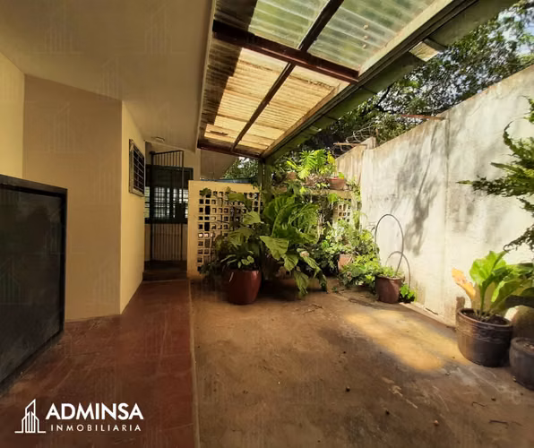 Vivienda con Estilo Mediterráneo en Venta – Reparto Bolonia, Managua