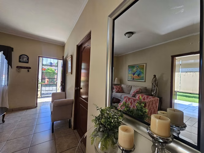 Casa en venta en Mirador san judas con doble terreno - Imagen 2