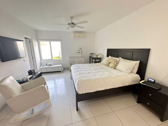 Se Renta Casa en Las Colinas - Imagen 3