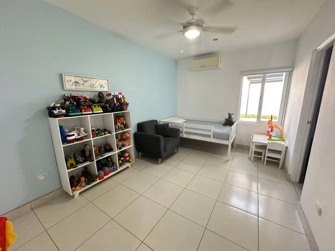 Se Renta Casa en Las Colinas - Imagen 5