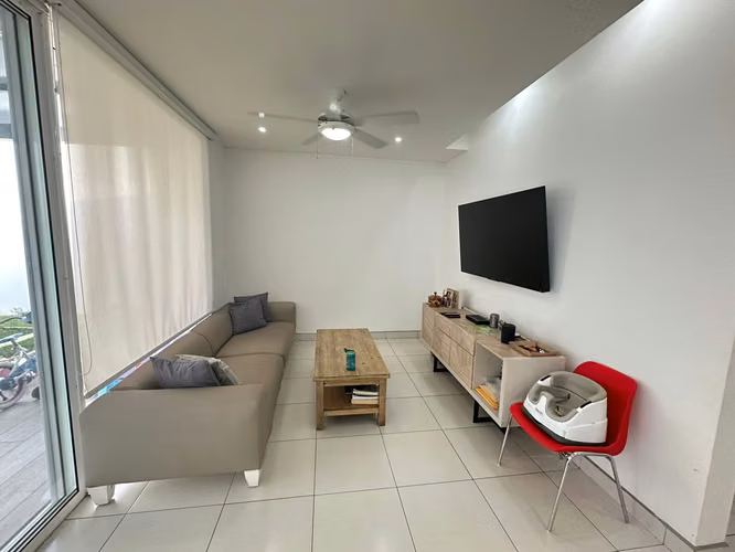 Se Renta Casa en Las Colinas - Imagen 12