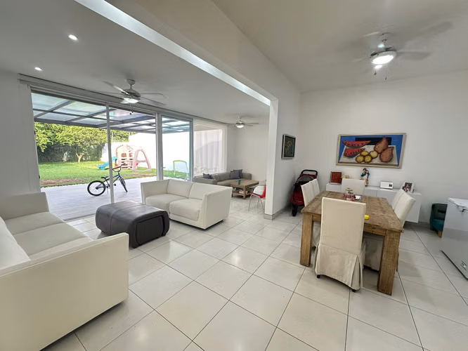 Se Renta Casa en Las Colinas - Imagen 14
