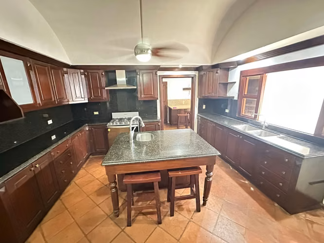 Casa Colonial en Las Colinas - Imagen 17