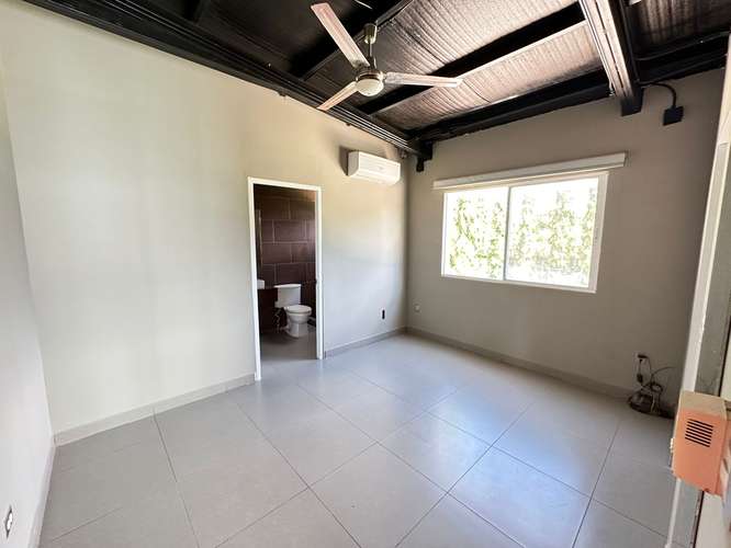  Casa Moderna con Estilo Industrial – Las Colinas - Imagen 13