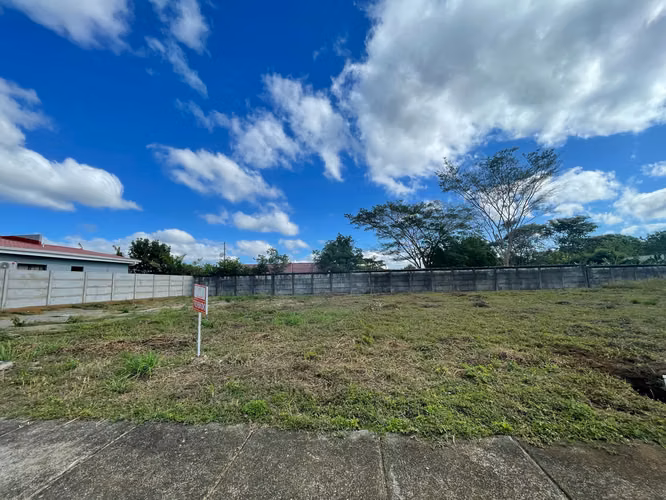 KC-Terreno en Venta en Residencial La Rosaleda – Carretera Masaya - Imagen 2