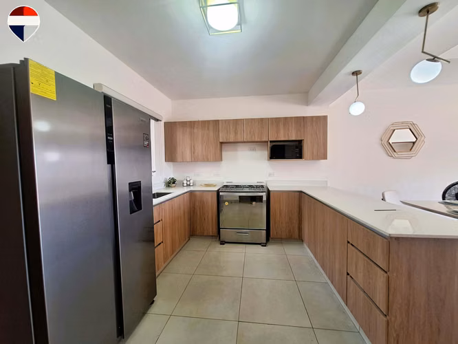 Casas Modernas en Residencial La Paz