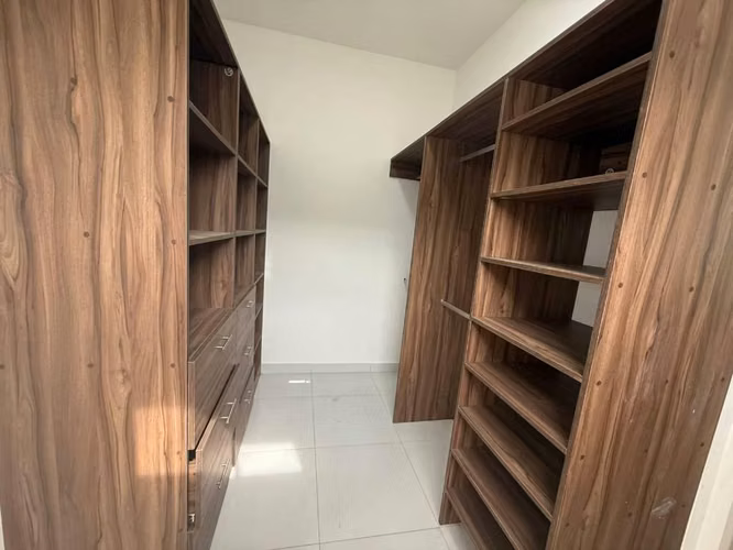 Casa Nueva en Venta – Colinas de Santa Cruz!  U$159,000.