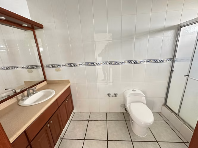 Renta de Casa Privada – Excelente Ubicación
