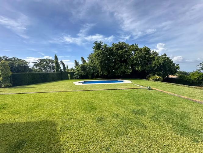Casa en Renta – Condominio Privado en Santo Domingo - Imagen 11