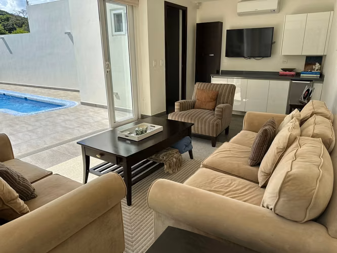 Casa en Renta – Condominio Privado en Santo Domingo