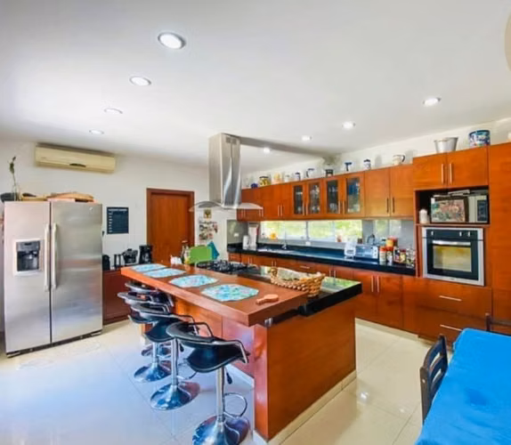 Casa en Renta full muebles – Condominio Privado en Santo Domingo - Imagen 7