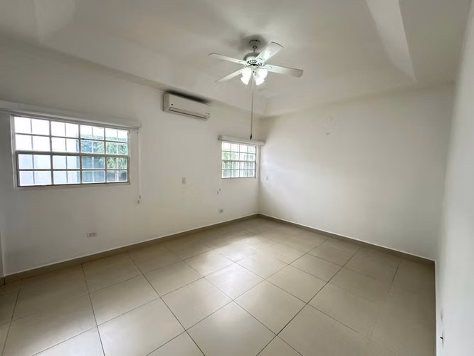 Se Vende Casa en Altos de Santo Domingo