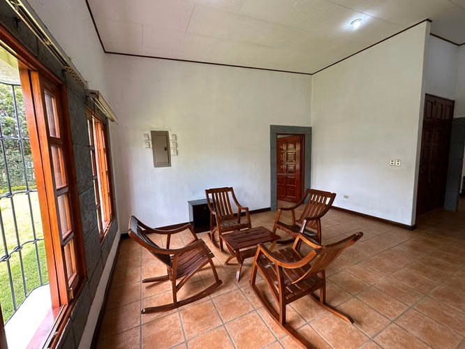 Casa en Venta – Santo Domingo, Managua