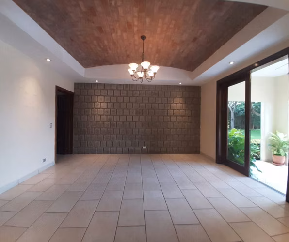 Residencia de Lujo con Piscina – La Estancia de Santo Domingo