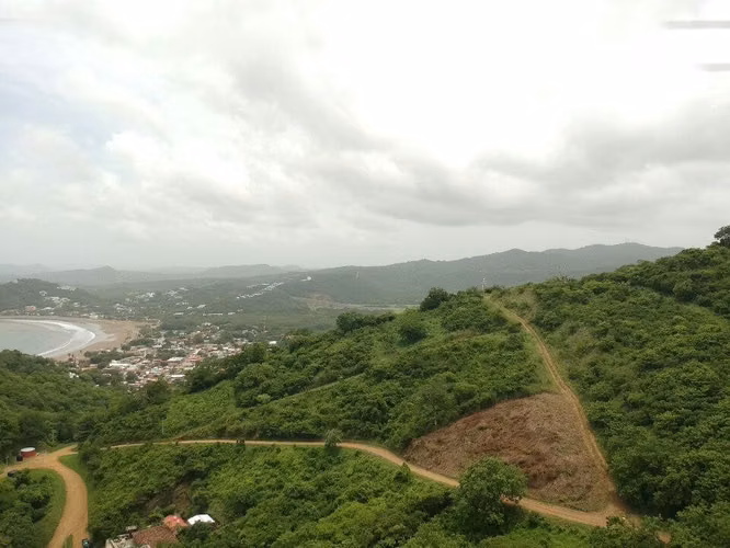 Lot 14 in Paradise Bay – Overlooking Two Stunning Bays!