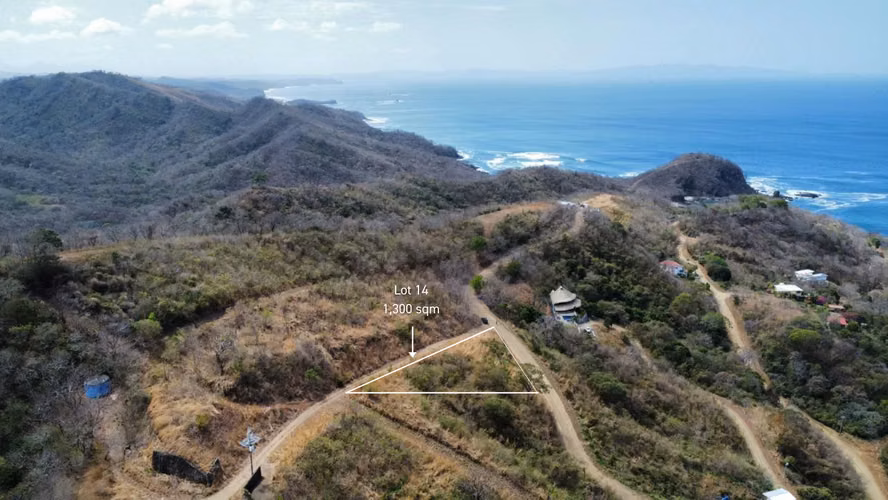 Lot 14 in Paradise Bay – Overlooking Two Stunning Bays!