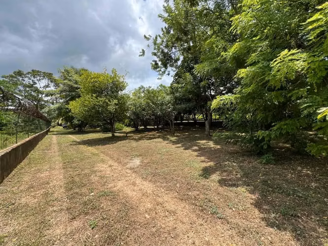 Se Vende Hermosa Quinta en el km 21 Carretera a Masaya. Amplio terreno 4,534 vr².