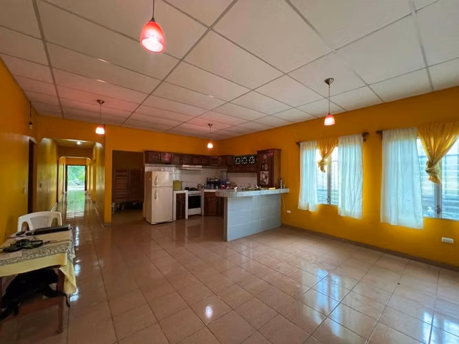 Se Vende Hermosa Quinta en el km 21 Carretera a Masaya. Amplio terreno 4,534 vr².