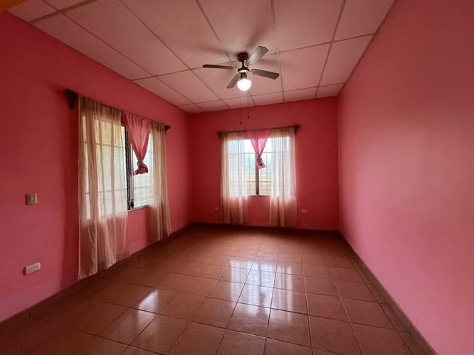 Se Vende Hermosa Quinta en el km 21 Carretera a Masaya. Amplio terreno 4,534 vr².