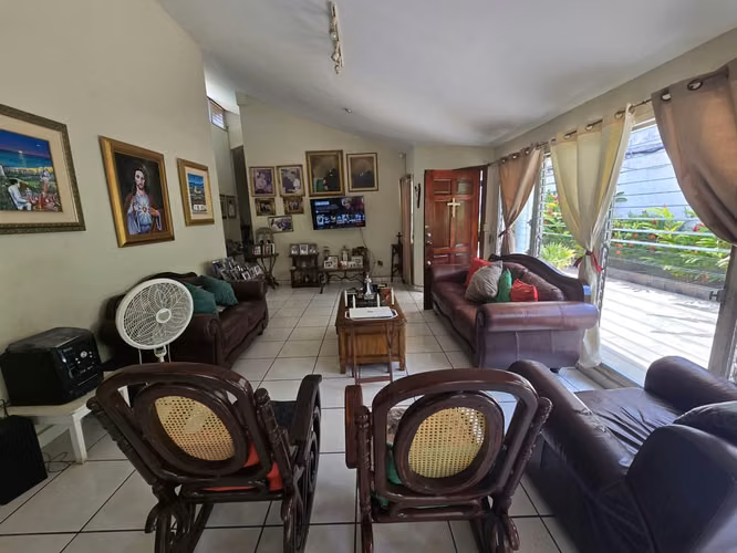 Venta de Casa en Villa Fontana Norte SB - Imagen 2