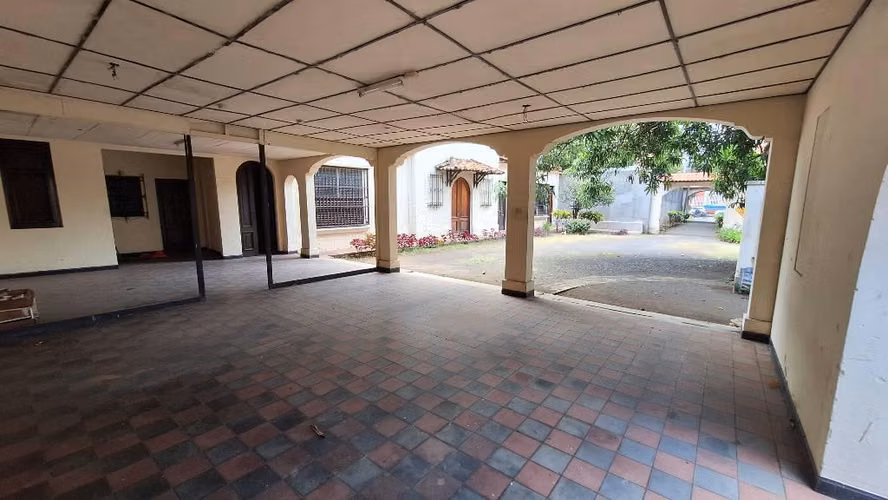 Vendo casa en el centro histórico Managua