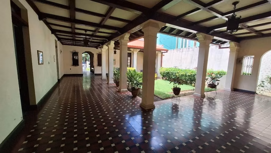 Vendo casa en el centro histórico Managua