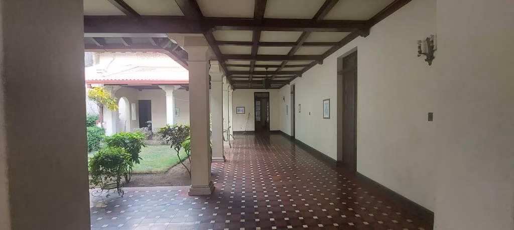 Vendo casa en el centro histórico Managua