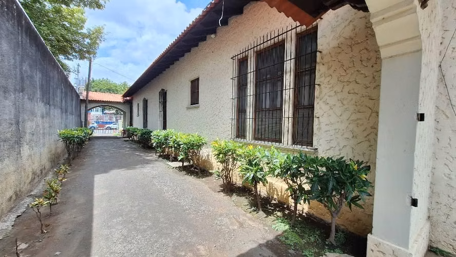 Vendo casa en el centro histórico Managua
