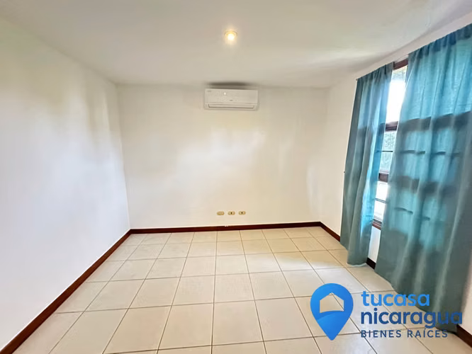 las cumbres condominio casa con piscina