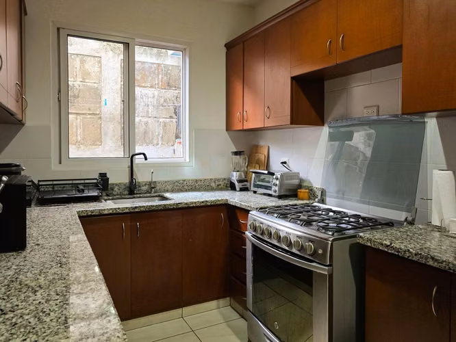 Se vende casa con terreno extra en Terrazas de Santo Domingo 