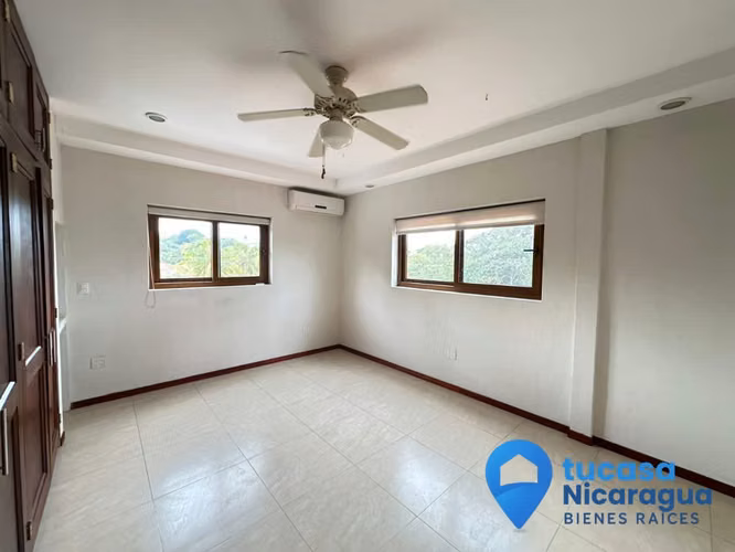Venta de Casa Espectacular – Santo Domingo