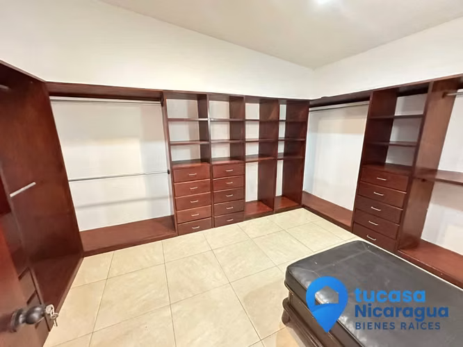 Venta de Casa Espectacular – Santo Domingo