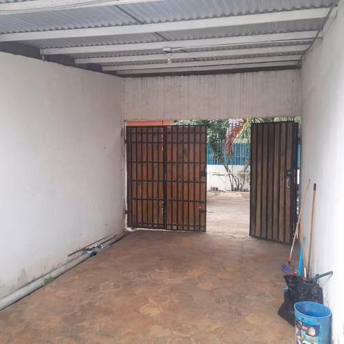 Venta de casa en Linda Vista norte - Imagen 6