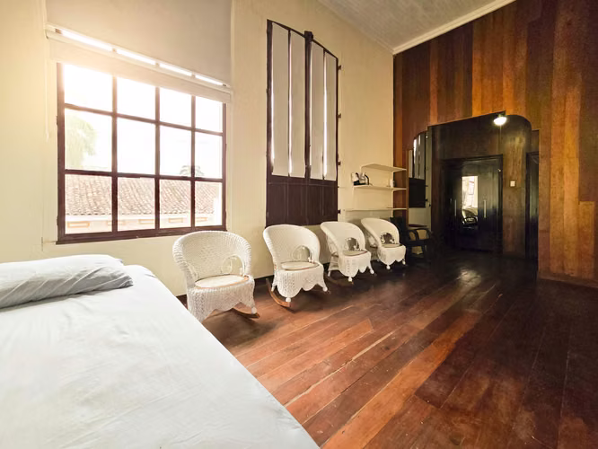 KC-Se Vende Casa Preciosa en Ciudad Colonial Granada