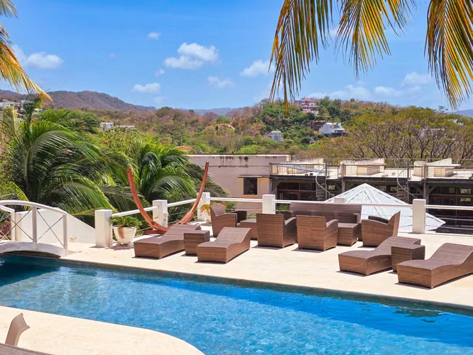 KC-Se vende Bella casa con piscina en La Talanguera San Juan del Sur