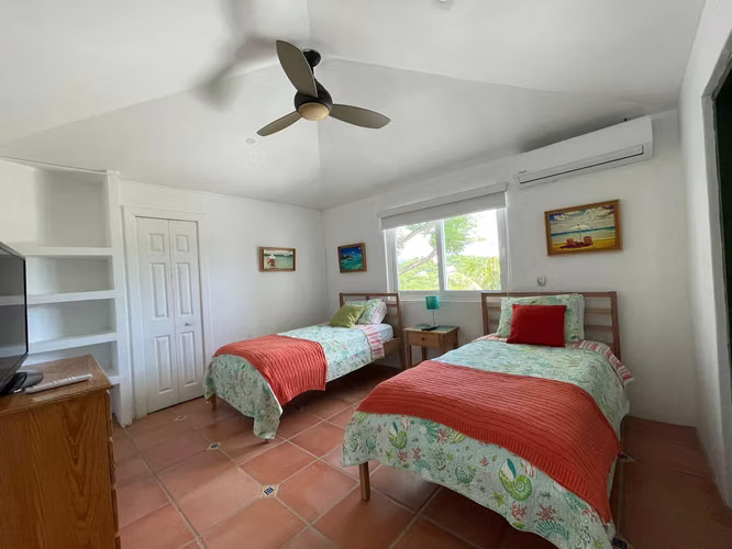 KC-Se vende Bella casa con piscina en La Talanguera San Juan del Sur